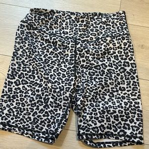 Amazon bike shorts size M